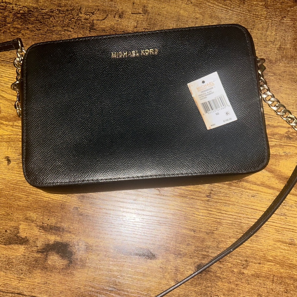 AUTHENTIC MK Michael Kors crossbody purse with tags